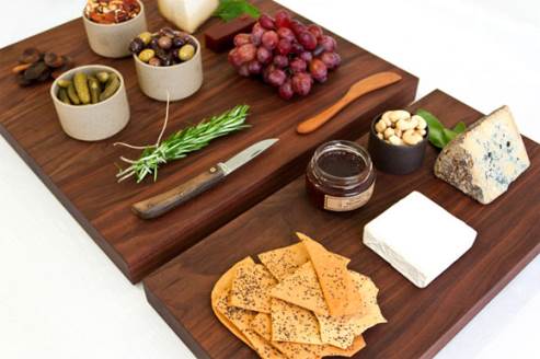 black walnut wooden cutting board by hudson made