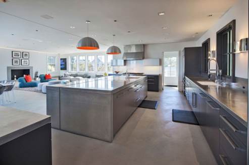 squam residence big kitchen