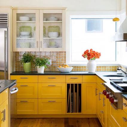 traditional yellow kitchen design