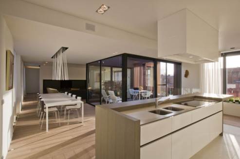 modern kitchen by ixtra