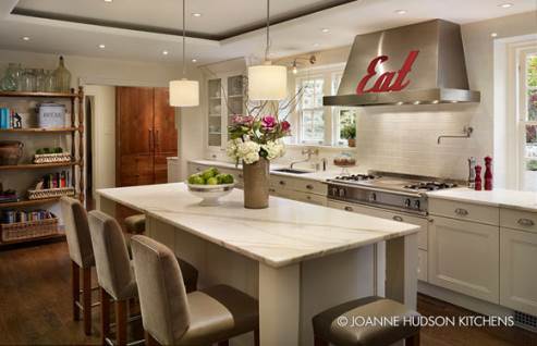 traditional kitchen with lovely backsplash tiles