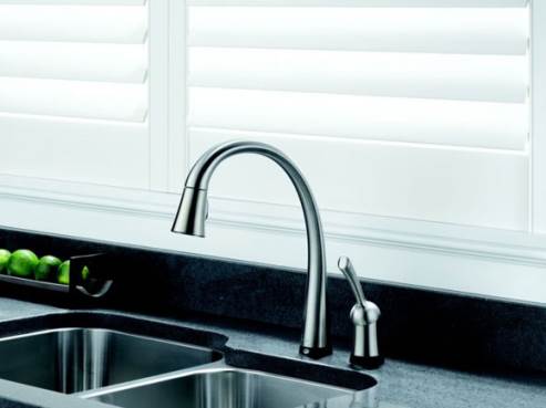 delta pilar kitchen faucet