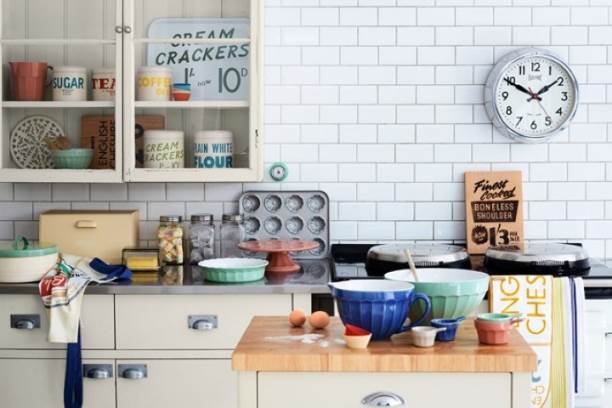 Three things you should never lack in your retro kitchen